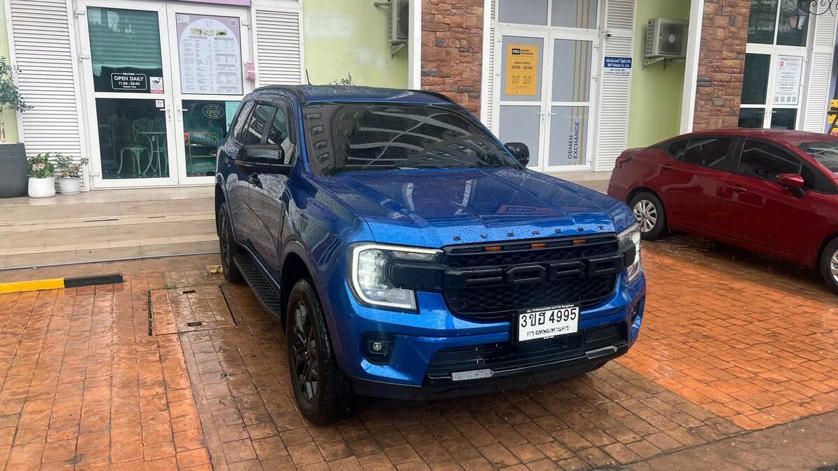 Ford Everest 2022–2024 — car rental in Pattaya, APARTEL